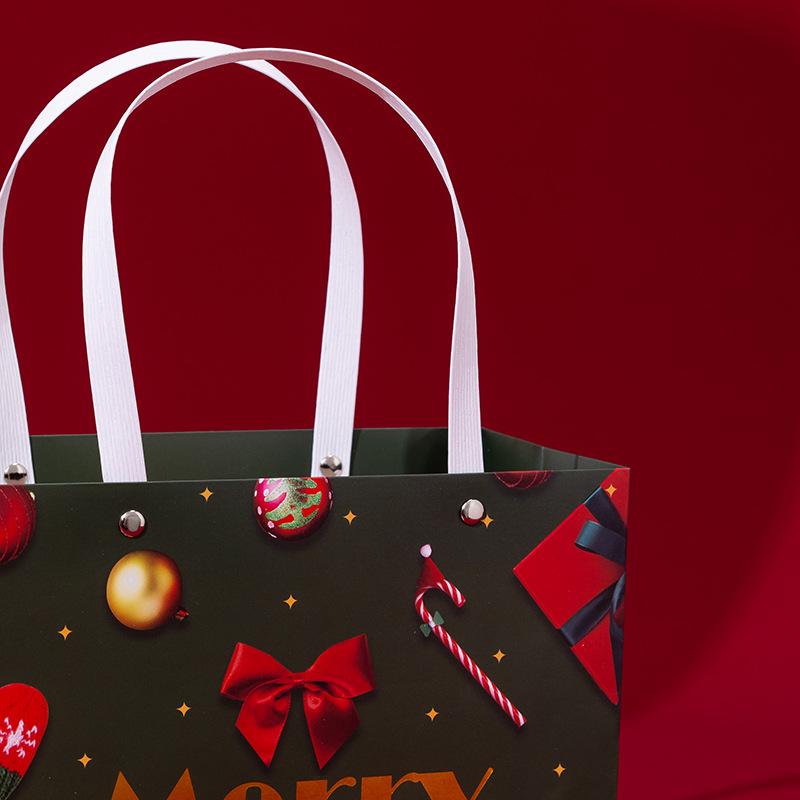 High Quality Custom Christmas Paper Gift Bags